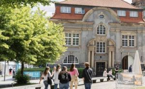 Немецкие университеты предлагают украинским студентам поддержку и финансирование