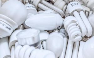 В Украине изменили условия программы обмена ламп накаливания на энергосберегающие.