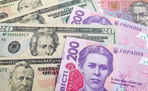 Касается всех кому нужен доллар: курс валют на 18 сентября