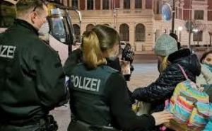 В Германии растет количество нападений на беженцев