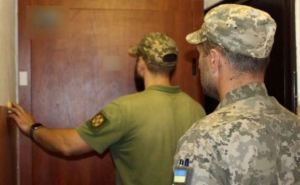 Мобилизация продолжается: В Запорожье военкомы с полицией будут ходить по домам (видео)