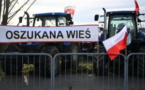 Польские фермеры снова заблокировали погранпереход «Медыка-Шегини»