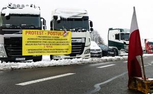 Думали не дождемся — Польша договорилась с перевозчиками: когда разблокируют границу с Украиной