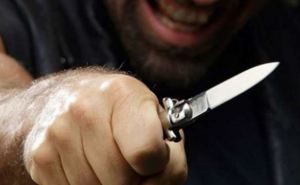 В Германии порезали ножом школьника