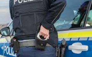 Вооруженный человек на вокзале Штутгарта. Все оцеплено полицией