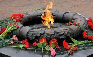 В Литве на Антакальнисском кладбище уберут мемориал советским воинам и вечный огонь