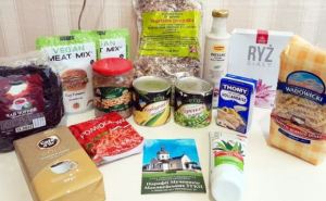 Новая гуманитарная помощь: украинцам выдадут продуктовые наборы: объявлена дата выдачи