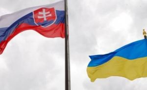 Словакия продлила срок действия временной защиты для украинцев