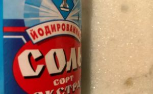 В украинских супермаркетах изменились цены на сахар и соль. Кому стоит волноваться: любителям сладкого или соленого