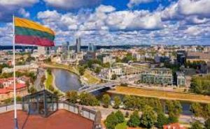 Количество зарегистрированных украинцев в Литве за год  почти не изменилось. Какие проблемы будут у беженцев, которые до 4 марта не поменяли временный вид на жительство в Литве?