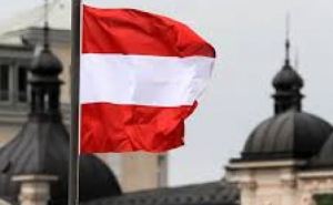 В Австрии прошли протесты против роста популярности правой партии. Если эта сила победит на выборах, как это отразится на Украине?