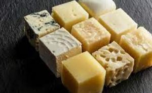 Четыре вида зараженного сыра отзываются из торговых сетей Германии