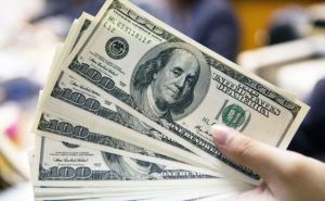 Доллар снова дорожает, идет на новый рекорд: курсы валют на 30 апреля 2024 года