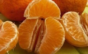 Любители цитрусовых будут в восторге! За считаные минуты кислые мандарины станут сладкими. В чем секрет?