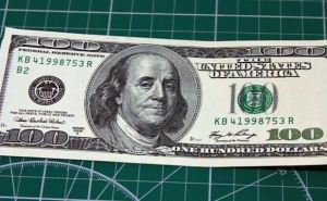 Доллар снова идет на новый рекорд: курс валют на 10 мая 2024 года