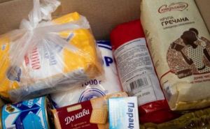 Гражданам Украины бесплатно выдают продуктовые наборы: куда обращаться, как и где получить