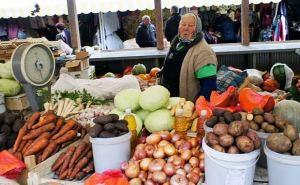 На украинском рынке подешевел популярный овощ: максимальная его цена — 10 гривен