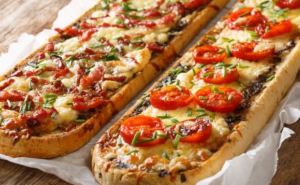 Режу колбасу и сыр: когда на пиццу нет времени — семья не замечает никакой разницы