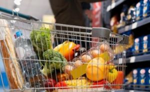В Украине ожидается резкий рост цен на основные продукты питания. Чем нужно запастись на длительный период?