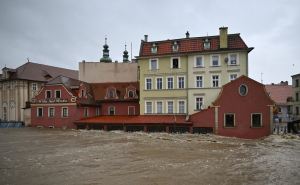 Украинцев в центральной и восточной Европе предупредили о невозможности возвращения домой