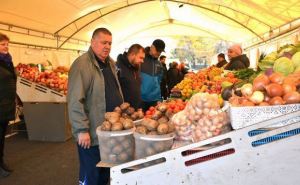 В Украине продолжают дорожать популярные овощи. Стоимость некоторых из них заметно взлетела