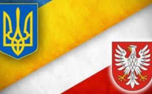 Какой источник дохода у украинцев в Польше является основным, по данным польского Нацбанка