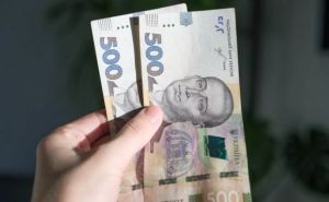 Українцям нагадали, як отримати популярну в народі «Тисячу Зеленського» — «Зимова єПідтримка» триває