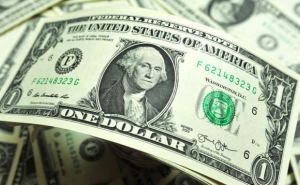 НБУ підвищив ціну долара до гривні: курс валют на 26 лютого 2025 року