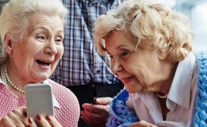 Три самых дешевых тарифа на мобильную связь для пенсионеров. Киевстар, Vodafone и lifecell — их особо не рекламируют