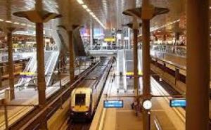 В Берлине на Пасху закрыли нижний уровень Центрального вокзала Hauptbahnhof. Как измениться движение поездов и какие есть альтернативные варианты