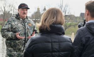 Бацька решил договариваться с Трампом напрямую. Самолеты из Минска смогут летать в европейские столицы