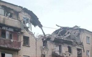 В многоэтажке на Луганщине произошел взрыв  Повреждены несколько квартир и крыша