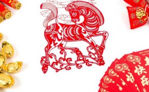 Салат «Сеновал» — лучшее новогоднее блюдо сезона. Огненная Лошадь прискачет к застолью галопом