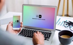 Украинская мошенница в Польше, с помощью искусственного интеллекта обманула сотни беженцев-соотечественников