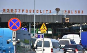 На украинско-польской границе наблюдаются большие очереди