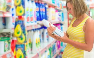 Стиральные порошки не так безобидны, как кажутся: чем они вредят и как выбрать безопасную альтернативу