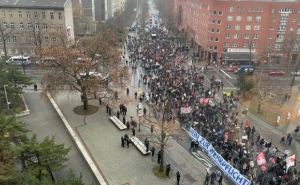 «Мы не пушечное мясо», «Лучше жить под властью Путина, чем воевать», «Война против войны», — тысячи молодых людей вышли на протест