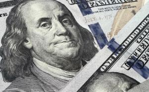 Доллар резко упал: курс валют на 6 декабря 2025 года