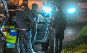 Полицейские в Германии провели обыски у беженцев. Причина подделка документов на прибывание в стране