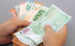 С 1&nbsp;января 2026 года в Словакии ограничат наличные платежи. Ужесточения для предпринимателей и простых граждан.