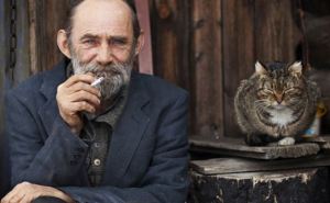 Почему с годами от людей нужно держаться подальше: запомните эти простые и мудрые слова Юрия Левитанского