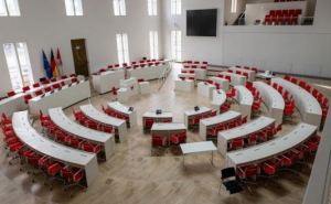 Депутаты хотят штрафовать друг-друга за хамское поведение. Правда это желание парламентариев Германии