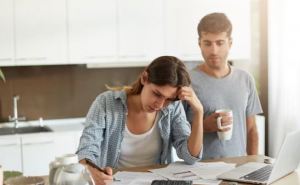 Как не попасть в долговую ловушку в Германии: Предупреждение украинским беженцам