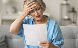 Украинские пенсионеры в Германии сталкиваются с требованиями вернуть выплаты