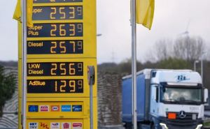Страны&nbsp;ЕС начинают бороться с топливным туризмом: низкие цены на АЗС будут только для своих