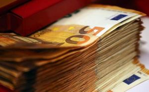 Жителям немецкого города выдали 150 тысяч евро: Могут тратить как хотят