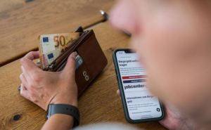 Получатели пособия в Германии не хотят работать, или труд не окупается?