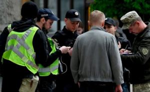 Мирный опрос: поддержка переговоров по Донбассу или подготовка к длительной войне в апреле 2026