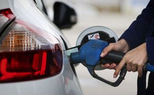 До вторника нужно успеть заправить авто на АЗС. Цены изменят
