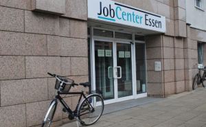 Как правильно оформить отпуск получателям пособия в Jobcenter: пошаговая инструкция